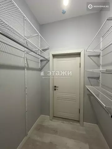 2-комнатная квартира, этаж 19 из 19, 60 м²