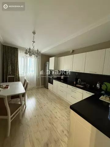 2-комнатная квартира, этаж 17 из 24, 78 м²