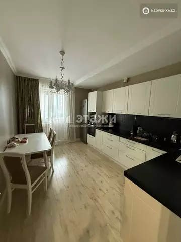 2-комнатная квартира, этаж 17 из 24, 78 м²