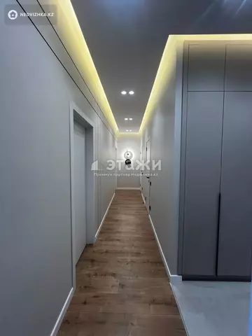 3-комнатная квартира, этаж 9 из 9, 95 м²