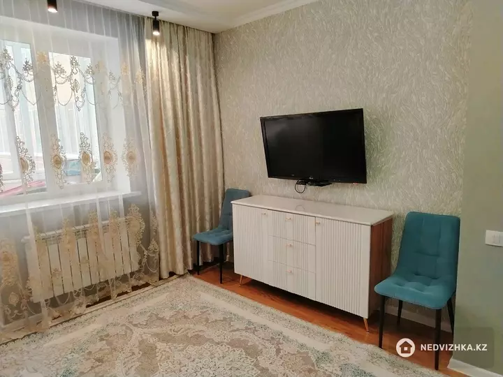 40 м², 2-комнатная квартира, этаж 3 из 9, 40 м², изображение - 1