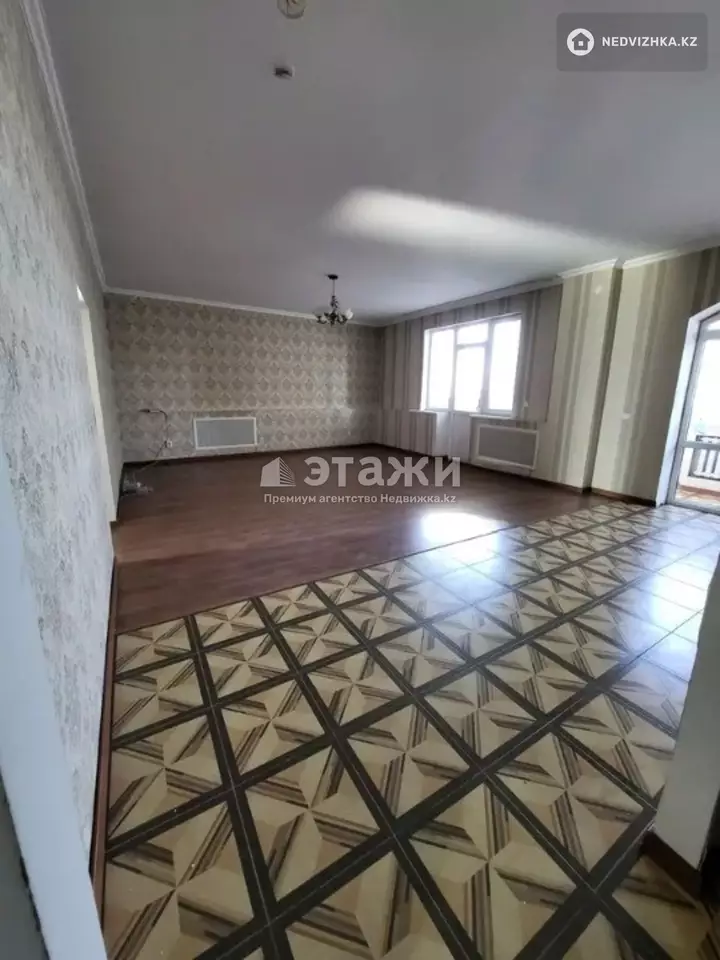 93.3 м², 2-комнатная квартира, этаж 3 из 17, 93 м², изображение - 1