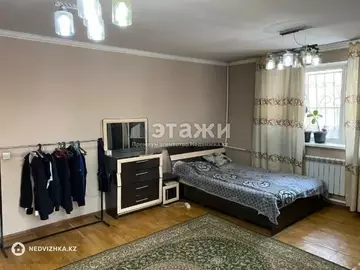 2-комнатная квартира, этаж 1 из 4, 42 м²