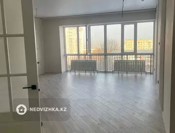 4-комнатная квартира, этаж 5 из 12, 113 м²