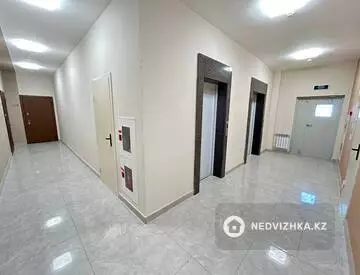 2-комнатная квартира, этаж 12 из 12, 67 м²