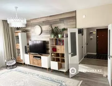 3-комнатная квартира, этаж 4 из 4, 94 м²