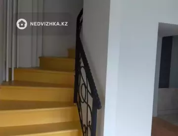 3-комнатная квартира, этаж 5 из 6, 115 м²
