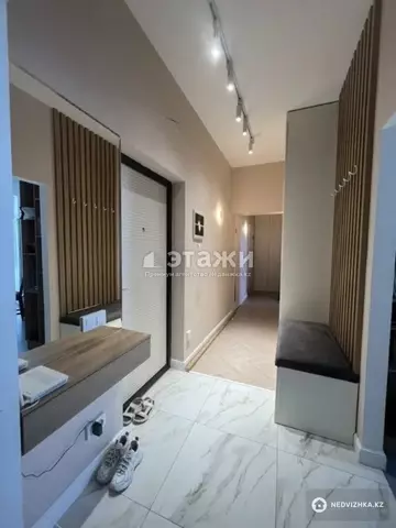 2-комнатная квартира, этаж 12 из 13, 62 м²