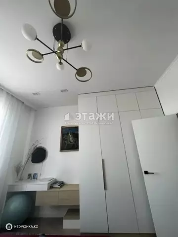 2-комнатная квартира, этаж 12 из 13, 62 м²
