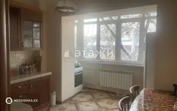 3-комнатная квартира, этаж 3 из 5, 94 м²