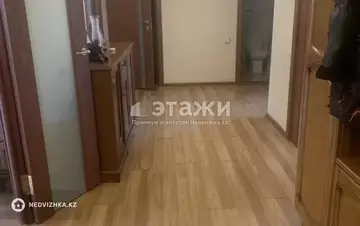 3-комнатная квартира, этаж 3 из 5, 94 м²