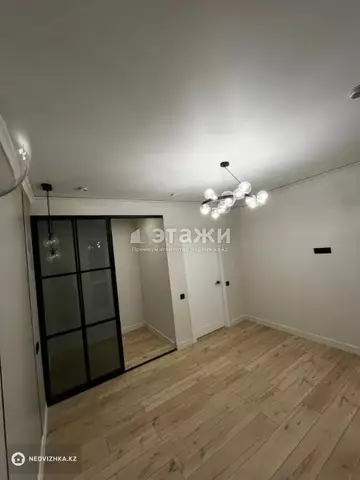 3-комнатная квартира, этаж 9 из 14, 3 м²