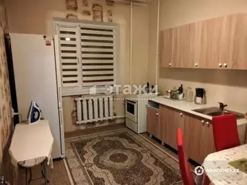 1-комнатная квартира, этаж 3 из 5, 38 м²