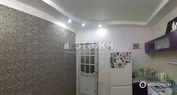 2-комнатная квартира, этаж 3 из 4, 40 м²