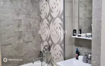 2-комнатная квартира, этаж 7 из 10, 64 м²