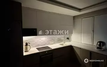 2-комнатная квартира, этаж 13 из 13, 50 м²