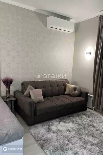 1-комнатная квартира, этаж 8 из 9, 38 м²