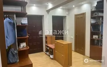 2-комнатная квартира, этаж 4 из 5, 50 м²