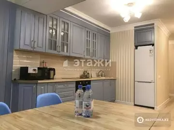 3-комнатная квартира, этаж 2 из 11, 82 м²