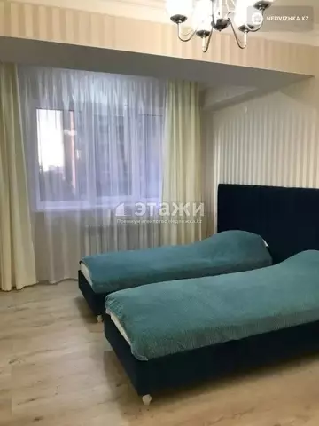 3-комнатная квартира, этаж 2 из 11, 82 м²