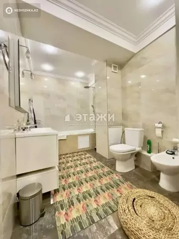 5-комнатная квартира, этаж 3 из 9, 165 м²