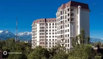 4-комнатная квартира, этаж 5 из 13, 207 м²