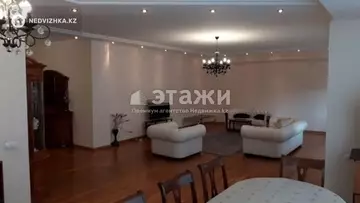 4-комнатная квартира, этаж 3 из 9, 200 м²