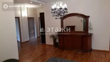 200 м², 4-комнатная квартира, этаж 3 из 9, 200 м², изображение - 0