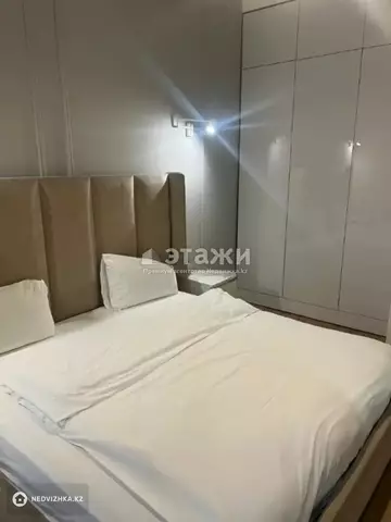 2-комнатная квартира, этаж 20 из 21, 55 м², на длительный срок