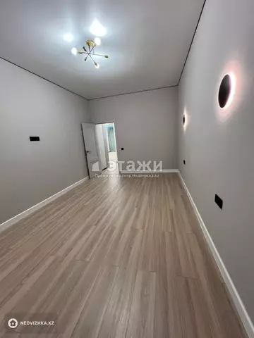 3-комнатная квартира, этаж 10 из 12, 92 м²