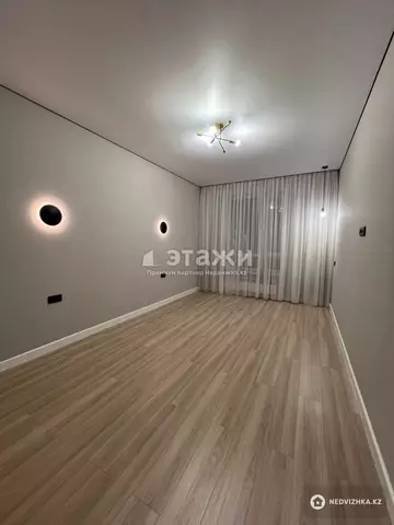 3-комнатная квартира, этаж 10 из 12, 92 м²