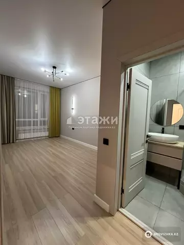 3-комнатная квартира, этаж 10 из 12, 92 м²