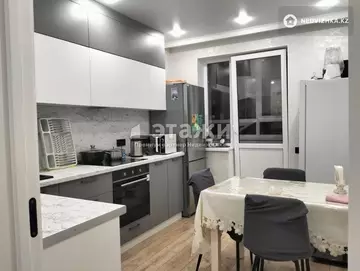 3-комнатная квартира, этаж 10 из 16, 80 м²