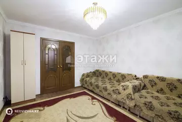 2-комнатная квартира, этаж 8 из 9, 50 м²