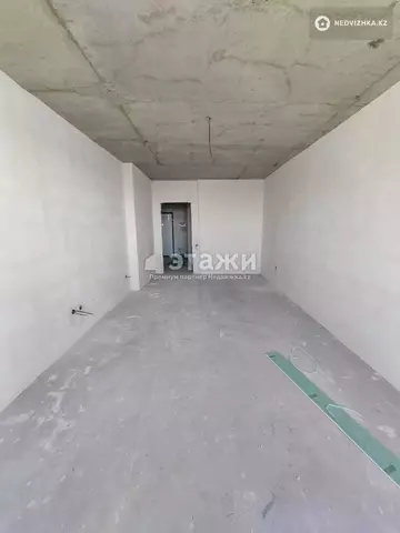 1-комнатная квартира, этаж 19 из 25, 50 м²
