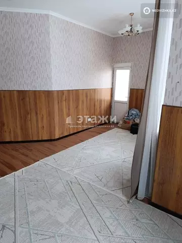 2-комнатная квартира, этаж 4 из 19, 80 м²