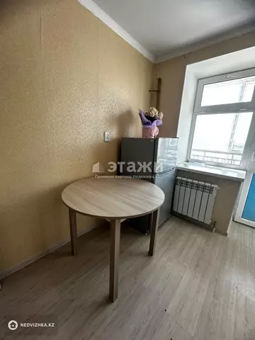 1-комнатная квартира, этаж 6 из 12, 38 м²