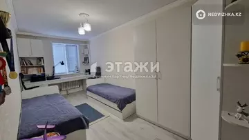 3-комнатная квартира, этаж 4 из 8, 82 м²