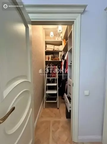 3-комнатная квартира, этаж 8 из 16, 101 м²