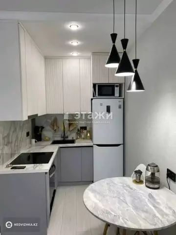 2-комнатная квартира, этаж 3 из 9, 40 м²