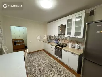 87 м², 2-комнатная квартира, этаж 3 из 12, 87 м², изображение - 3