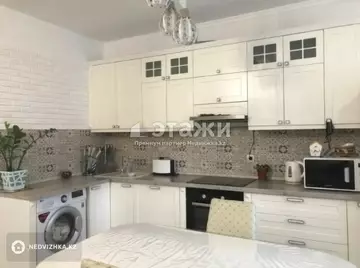 3-комнатная квартира, этаж 3 из 6, 85 м²