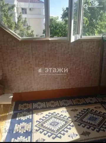 1-комнатная квартира, этаж 3 из 5, 38 м²