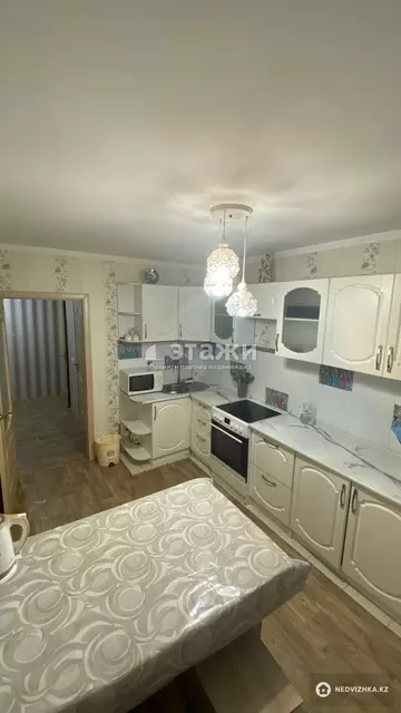 2-комнатная квартира, этаж 6 из 6, 60 м²