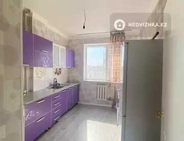 2-комнатная квартира, этаж 3 из 9, 64 м²