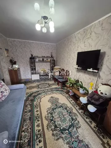 1-комнатная квартира, этаж 2 из 4, 32 м²