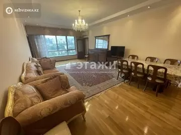 3-комнатная квартира, этаж 11 из 22, 140 м²