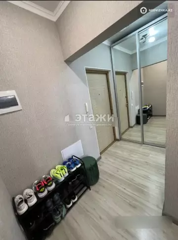 1-комнатная квартира, этаж 3 из 12, 38 м²