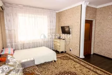 42 м², 1-комнатная квартира, этаж 2 из 13, 42 м², изображение - 2