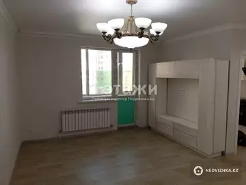 1-комнатная квартира, этаж 4 из 15, 42 м²